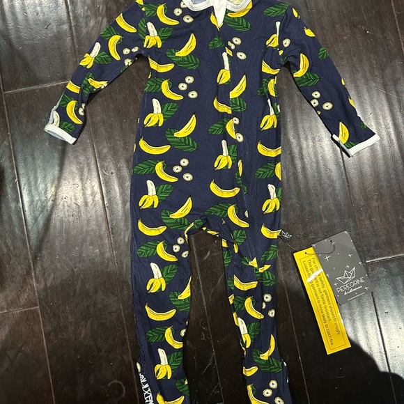 NWT PEREGRINE KIDSWEAR 18M - 24M Bamboo Footed Sleeper, Go Bananas Onesie pjs - Picture 2 of 4